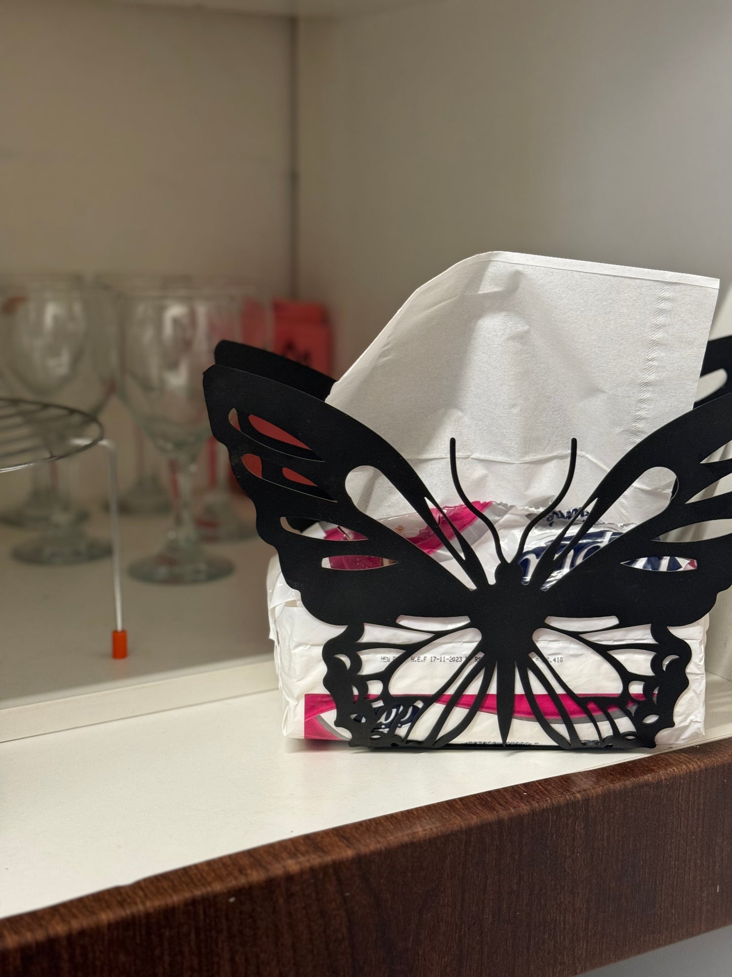 Butterfly Metal Tissue Holder