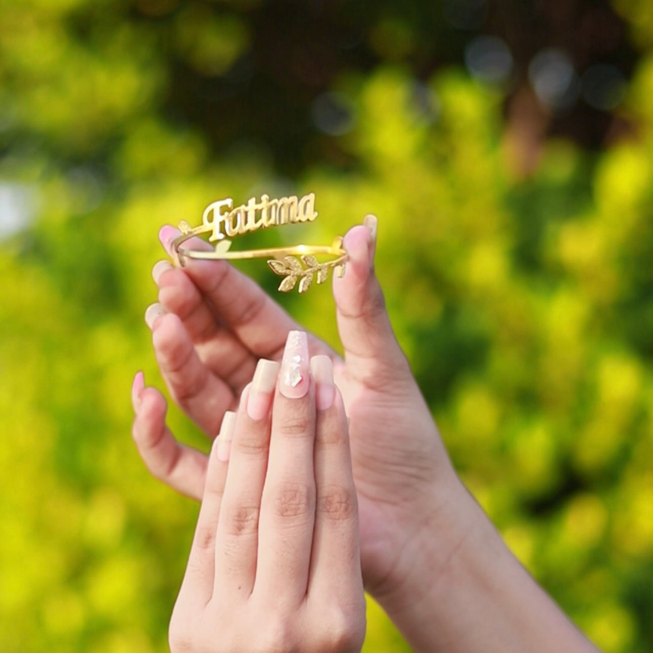 Name Leaf Bail Bangle
